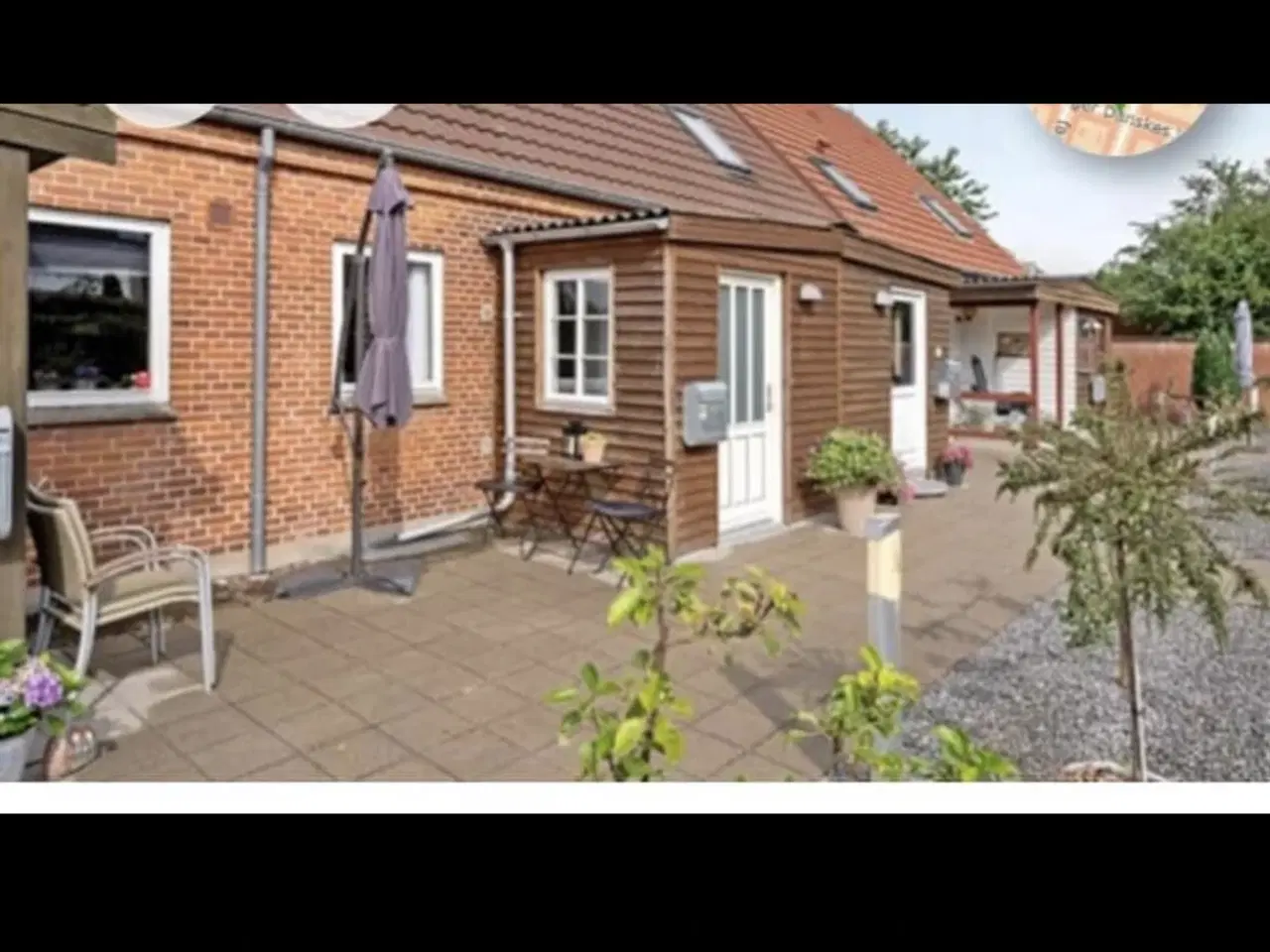 Billede 3 - Flyt direkte ind! Totalistandsat rækkehus i