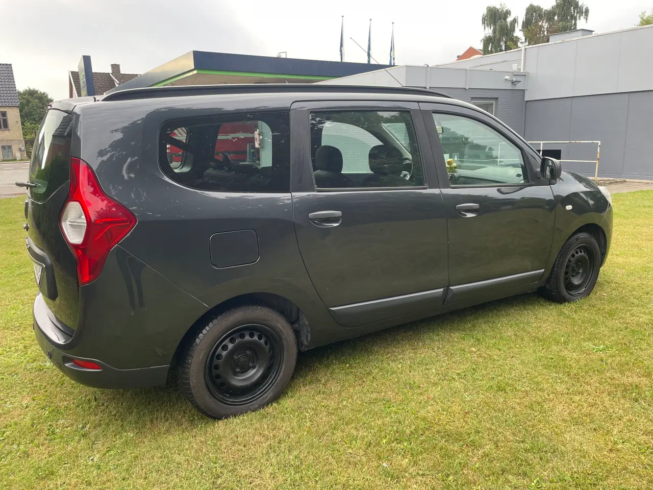 Billede 4 - Dacia lodgy år 2017  dielsel 1,5, 7 personer 
