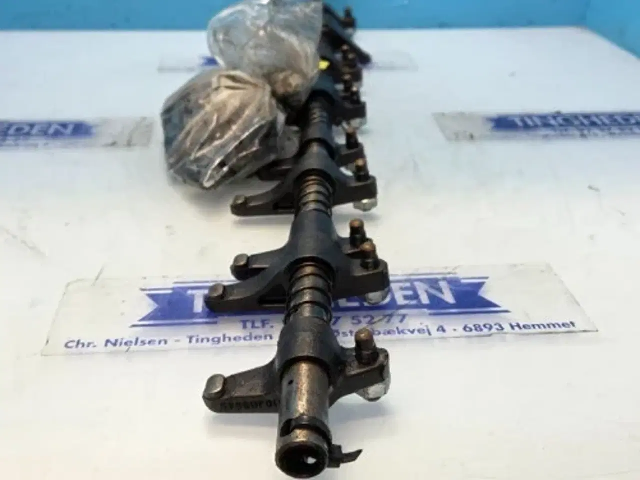 Billede 11 - John Deere  6068   Vippeaksel  RE536260