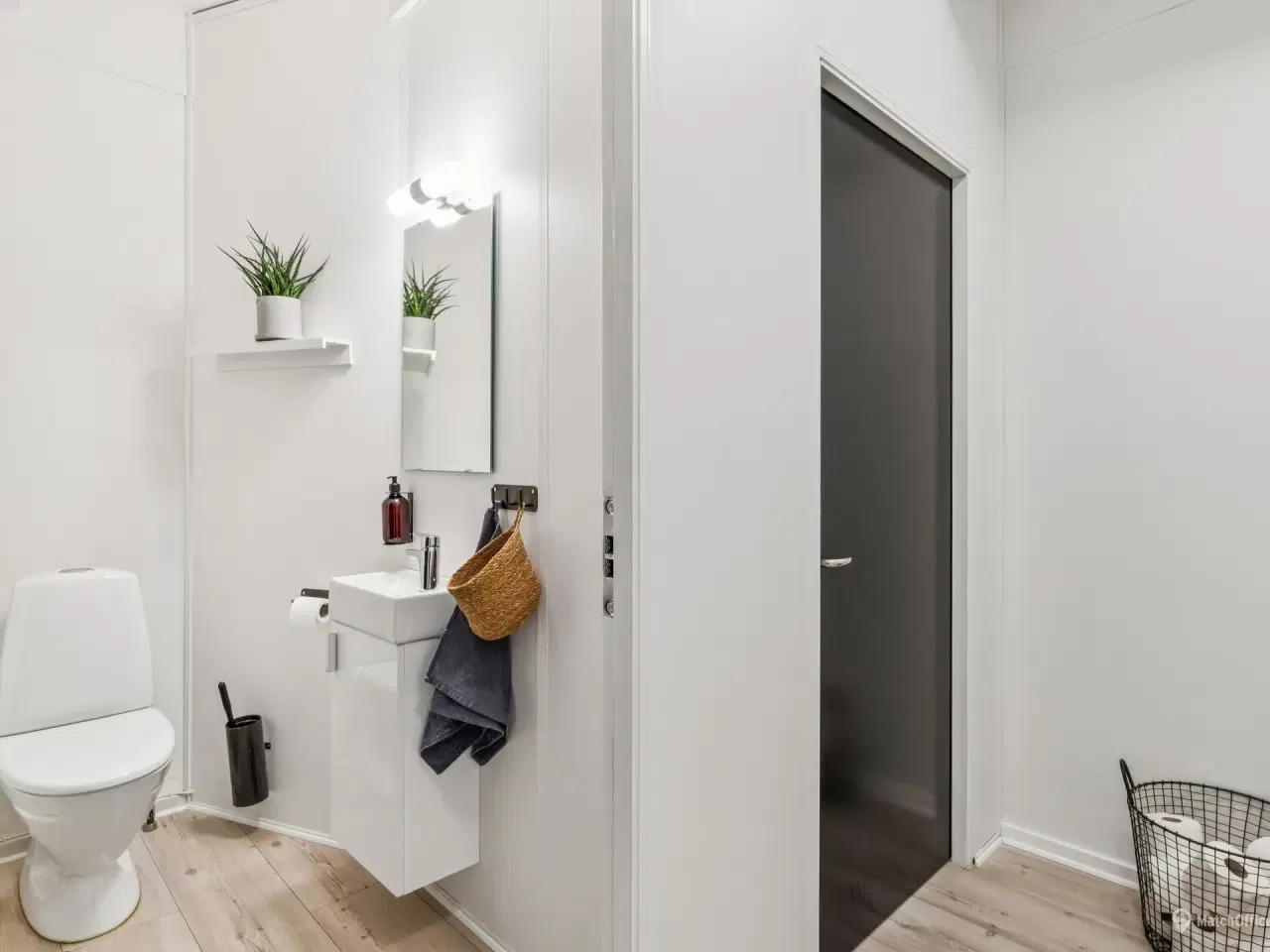 Billede 15 - Lyst og indbydende kontor med nordisk æstetik og unikke detaljer