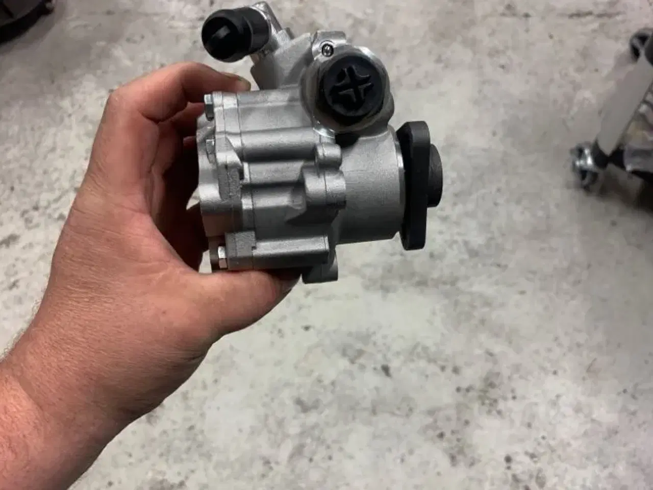 Billede 2 - Audi A6 4f servo pumpe