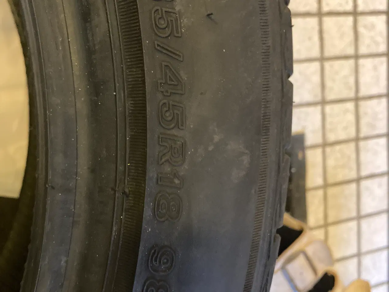 Billede 3 - Brigdestone sommerdæk
