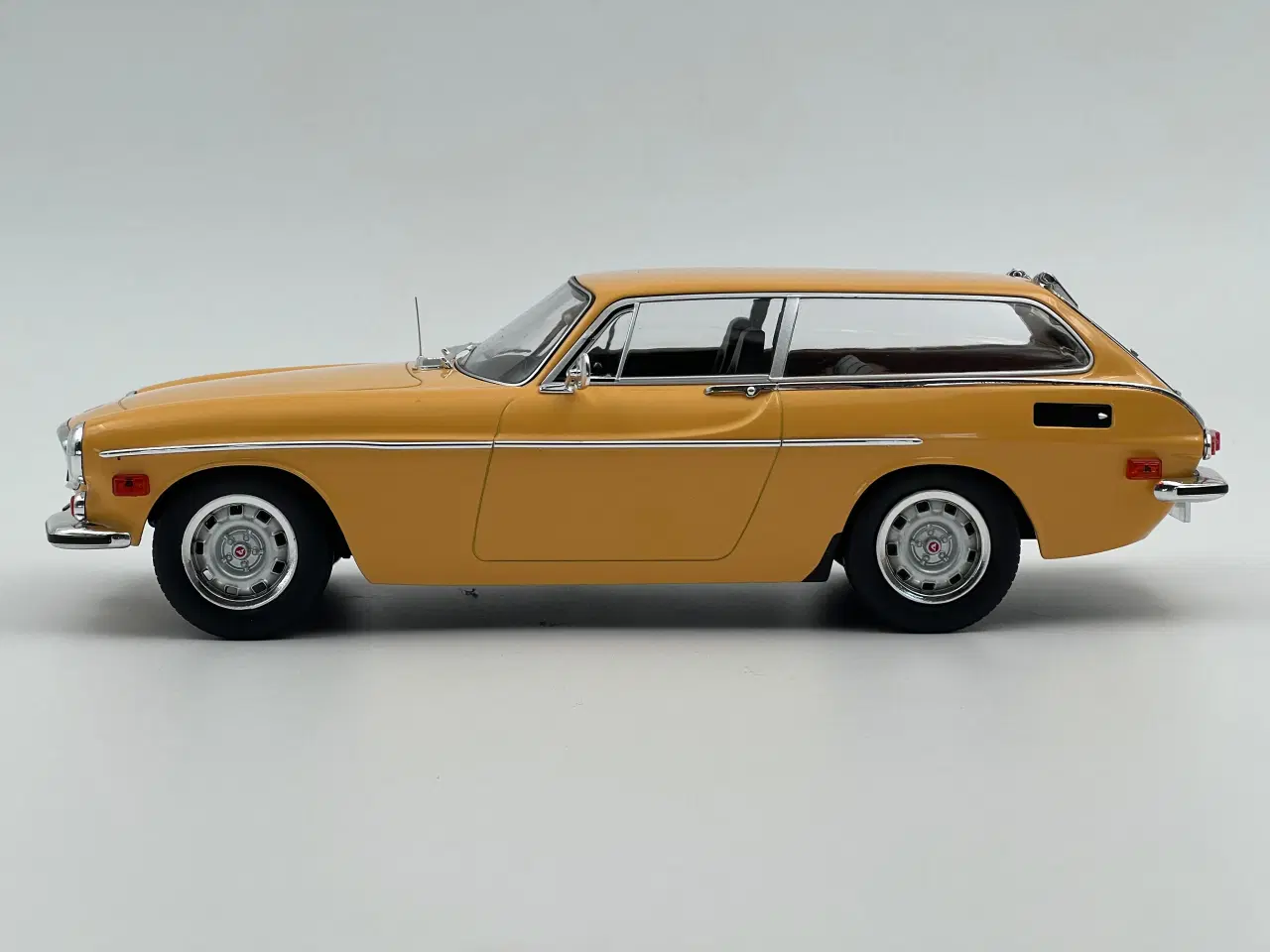 Billede 3 - 1972 Volvo P1800 ES - Limited Edition - 1:18