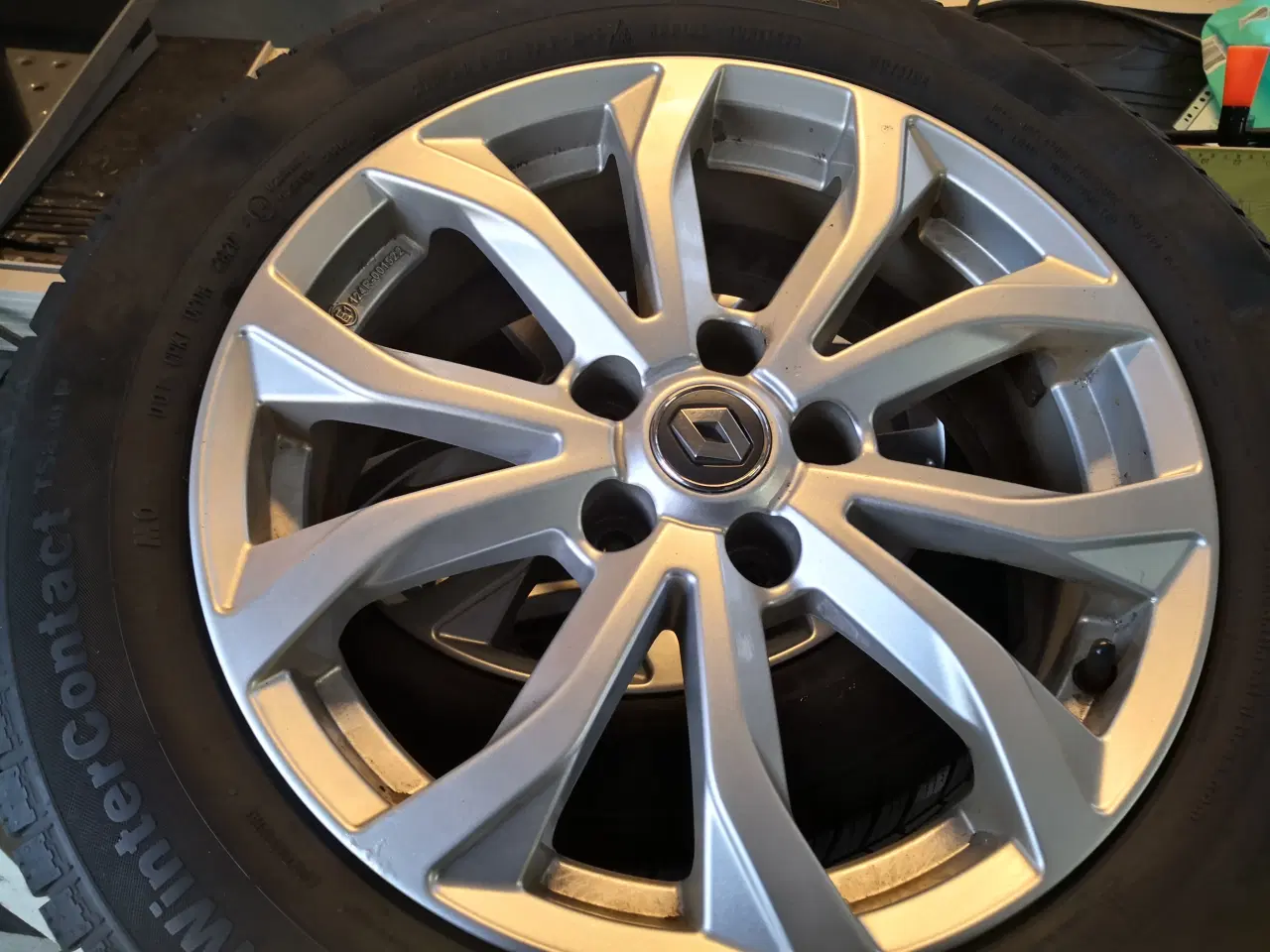 Billede 1 - 17" Renault Captur org. alu fælge m/ vinterdæk 