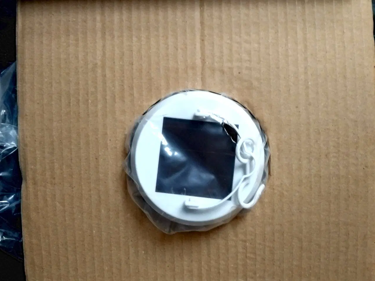 Billede 3 - LED SOLCELLAMPE / SOLAR LANTERN MELINERA
