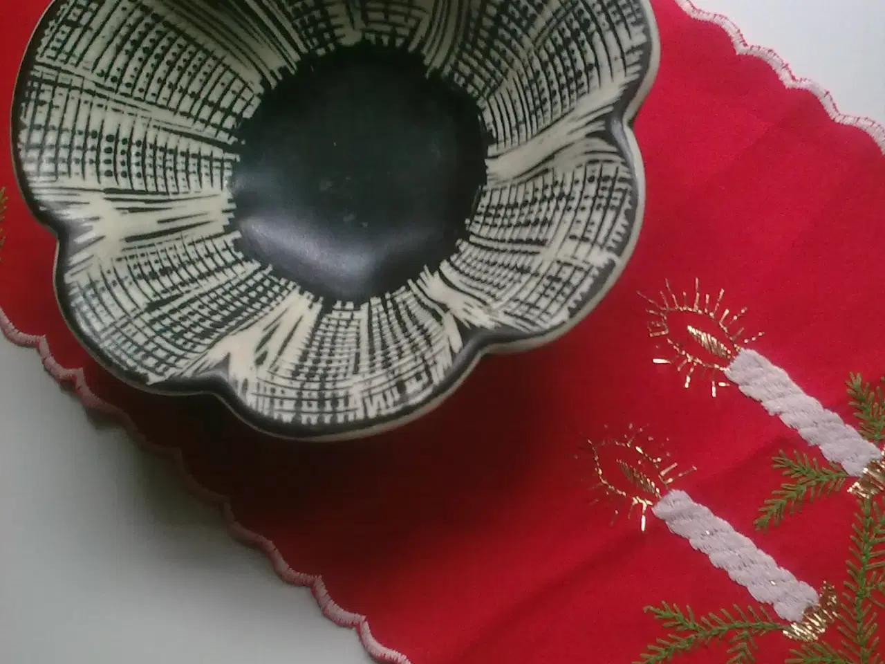 Billede 6 - DIY stilleben af bl.a. dansk keramik