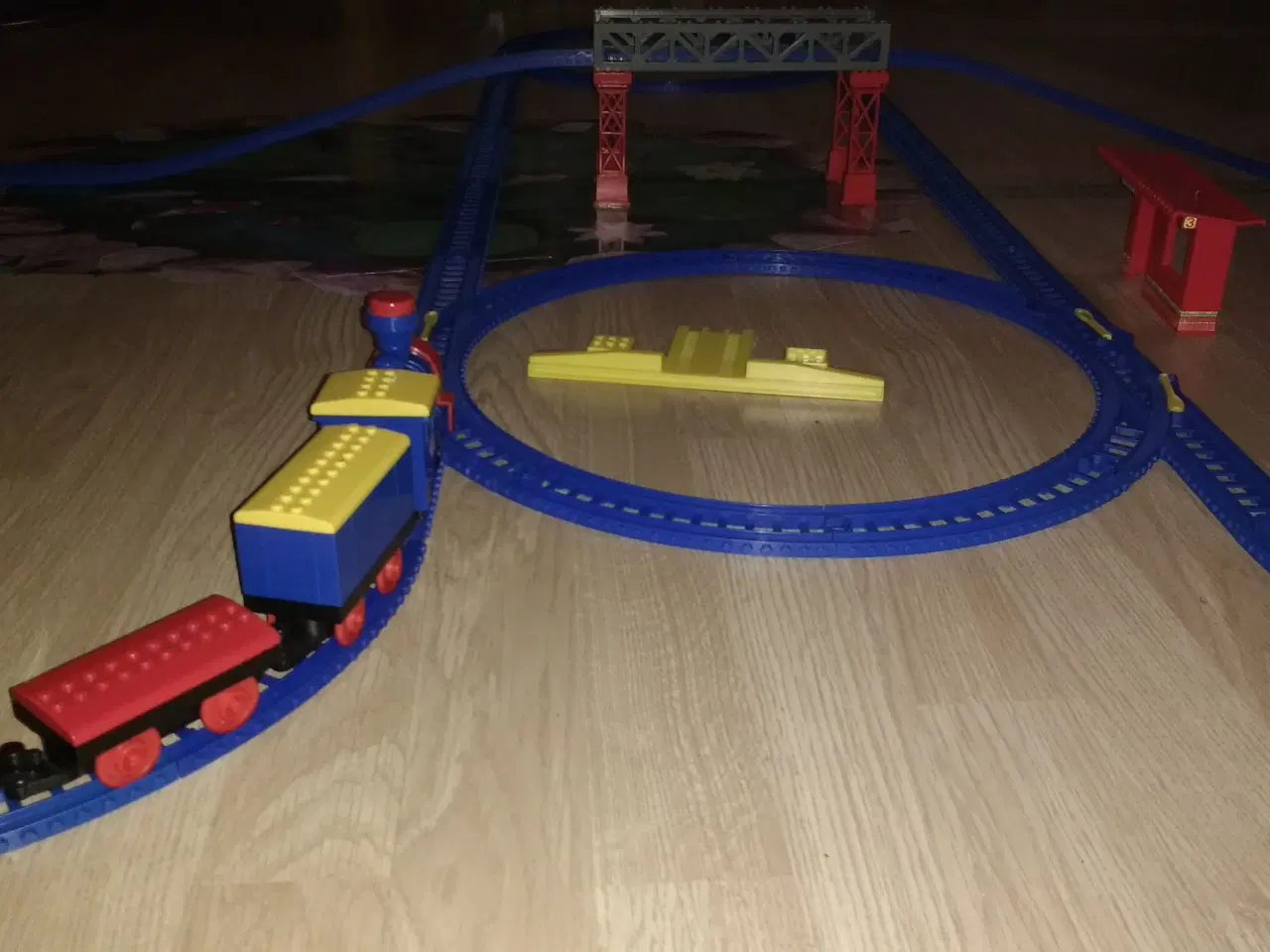 Billede 5 - Lego togbane