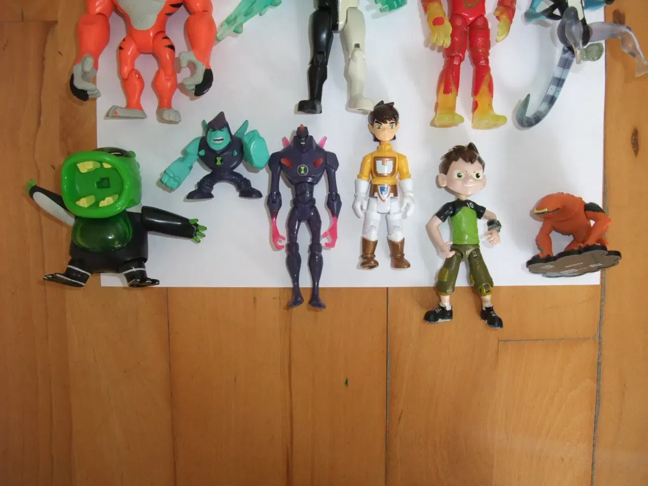 Billede 4 - Ben 10 Figurer