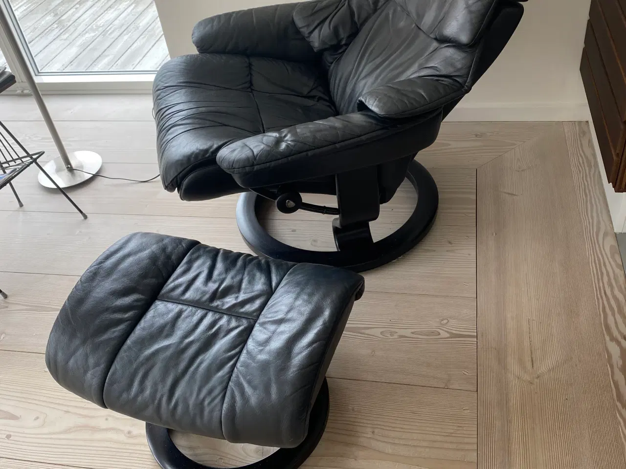 Billede 3 - Stressless lænestol m/ fodskammel