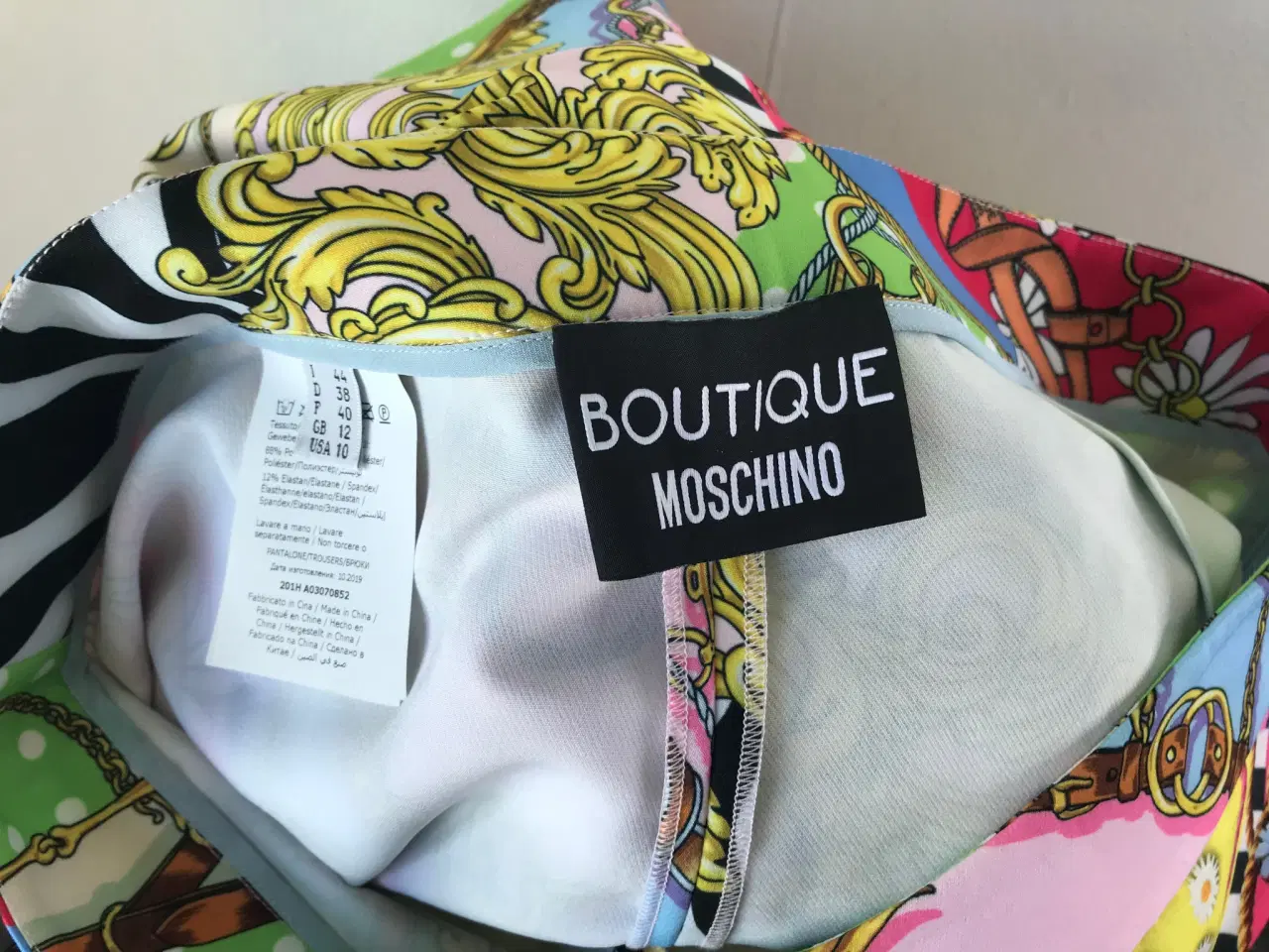 Billede 6 - Boutique Moschino, bukser, str 38