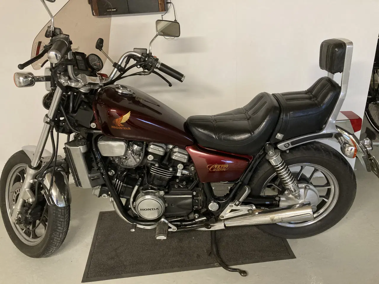 Billede 1 - Honda VF 750 Custom nysynet i fin stand