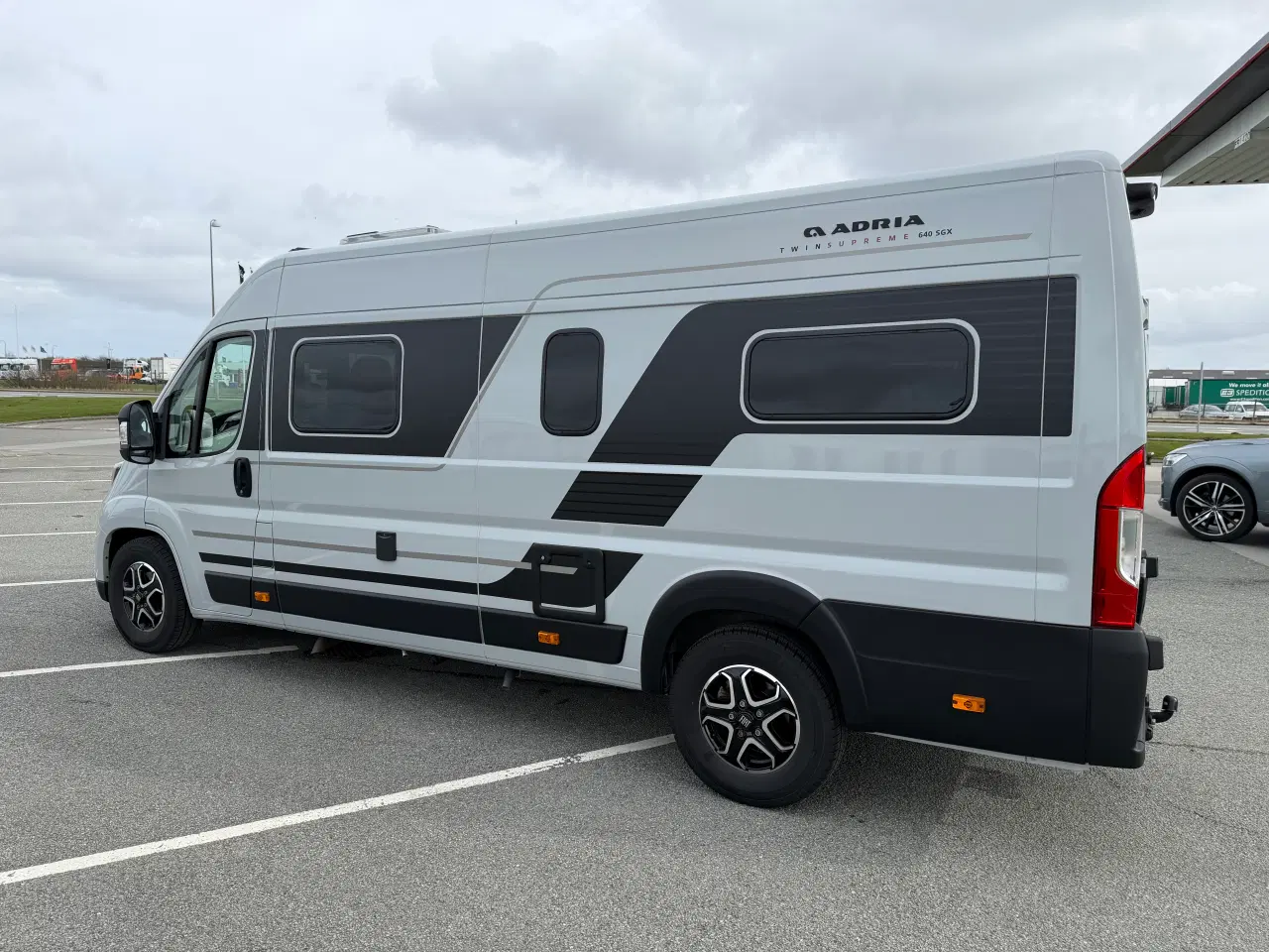 Billede 2 - Adria Twin Supreme 640 SGX Facelift