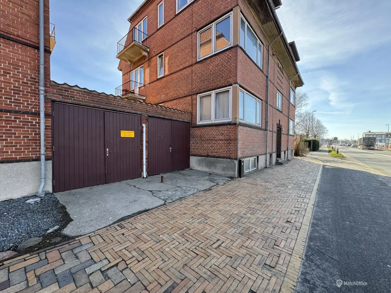 Billede 2 - Garage til leje på Grønløkkevej 15