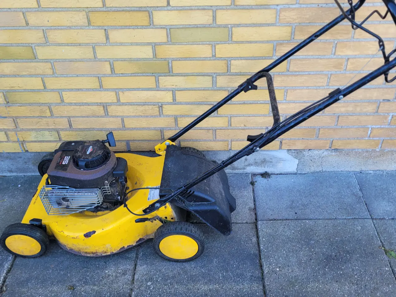 Billede 1 - Plæneklipper med træk virker