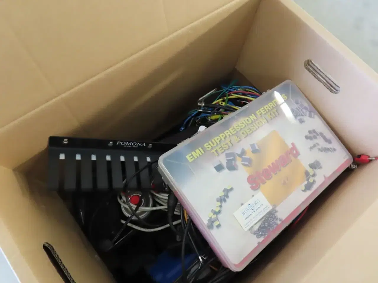 Billede 26 - Palle med rester fra TC ELECTRONIC