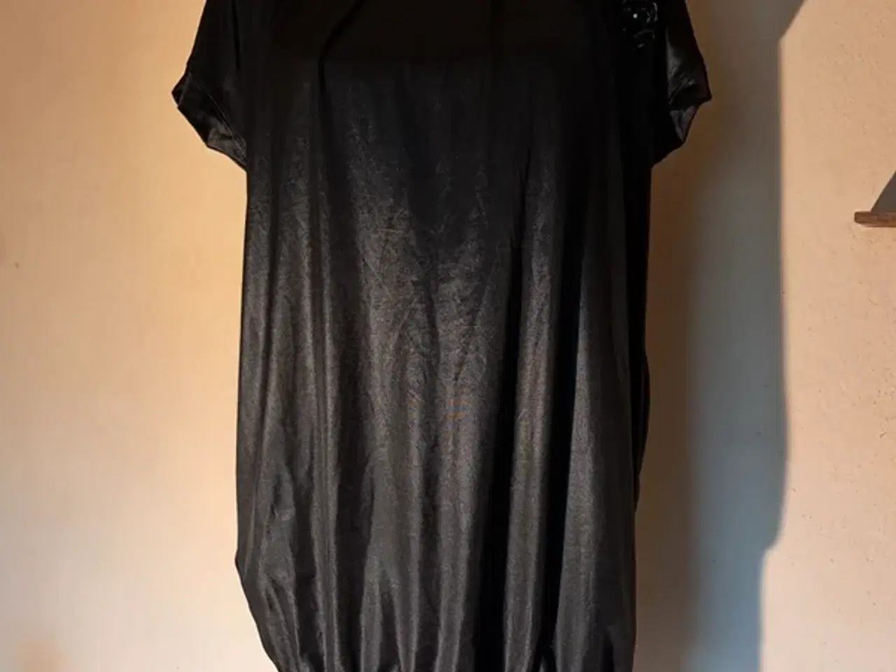 Billede 1 - Flot kjole