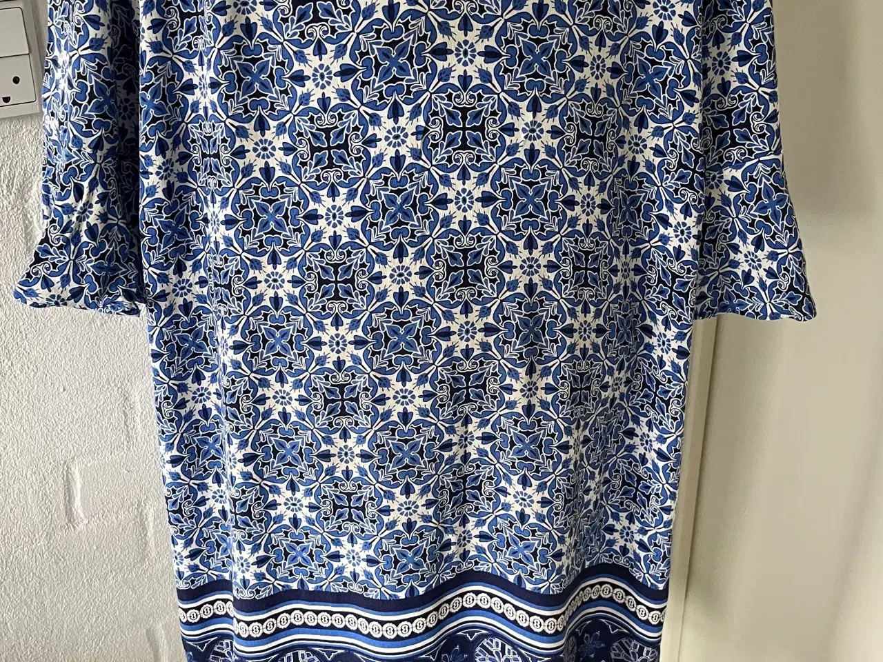 Billede 1 - Tunika str. M/L