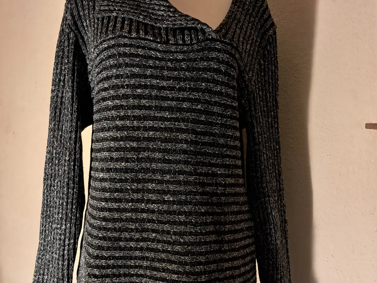 Billede 1 - Skovhuus str. XL bluse