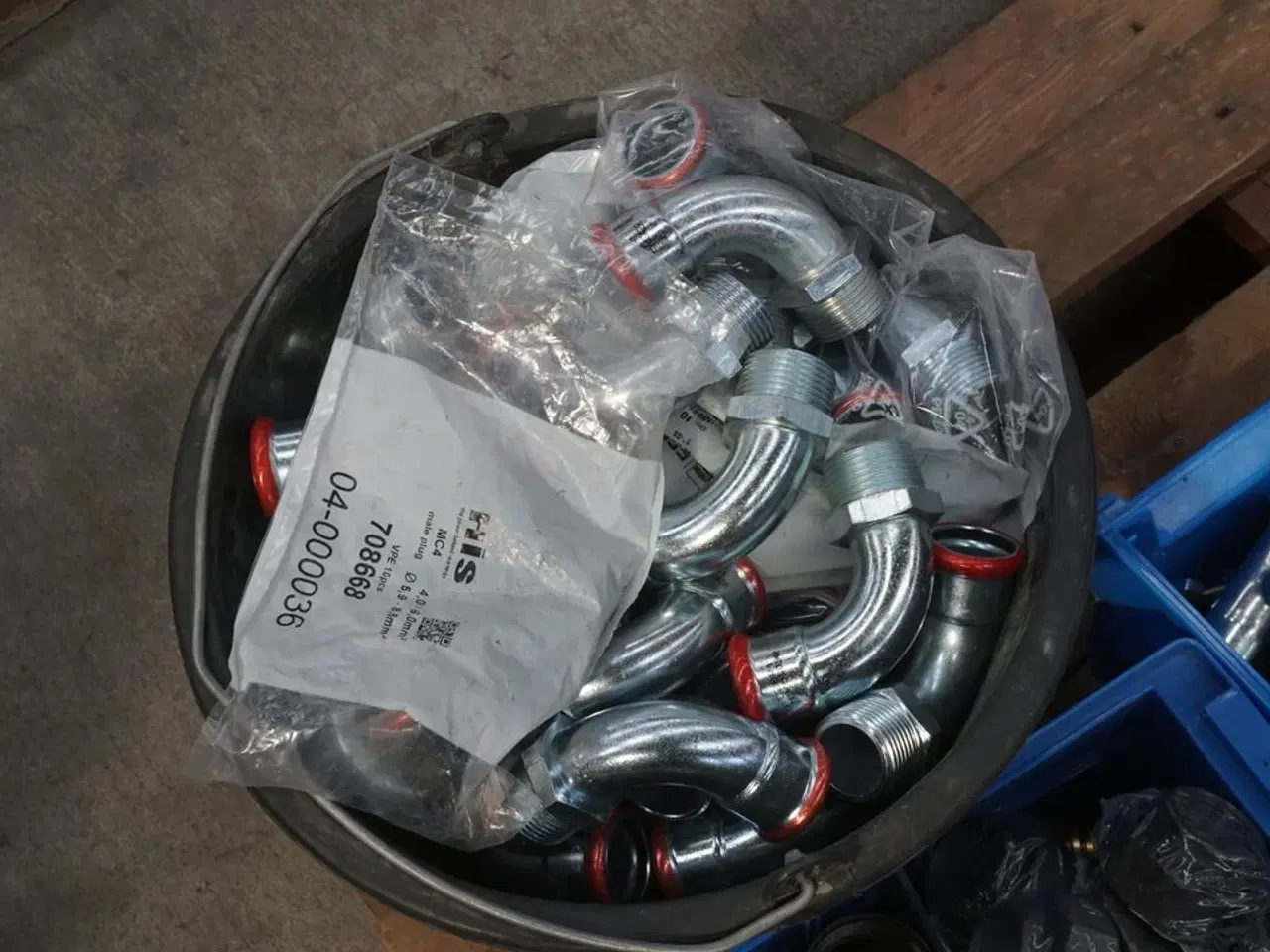 Billede 5 - 4 spande fittings