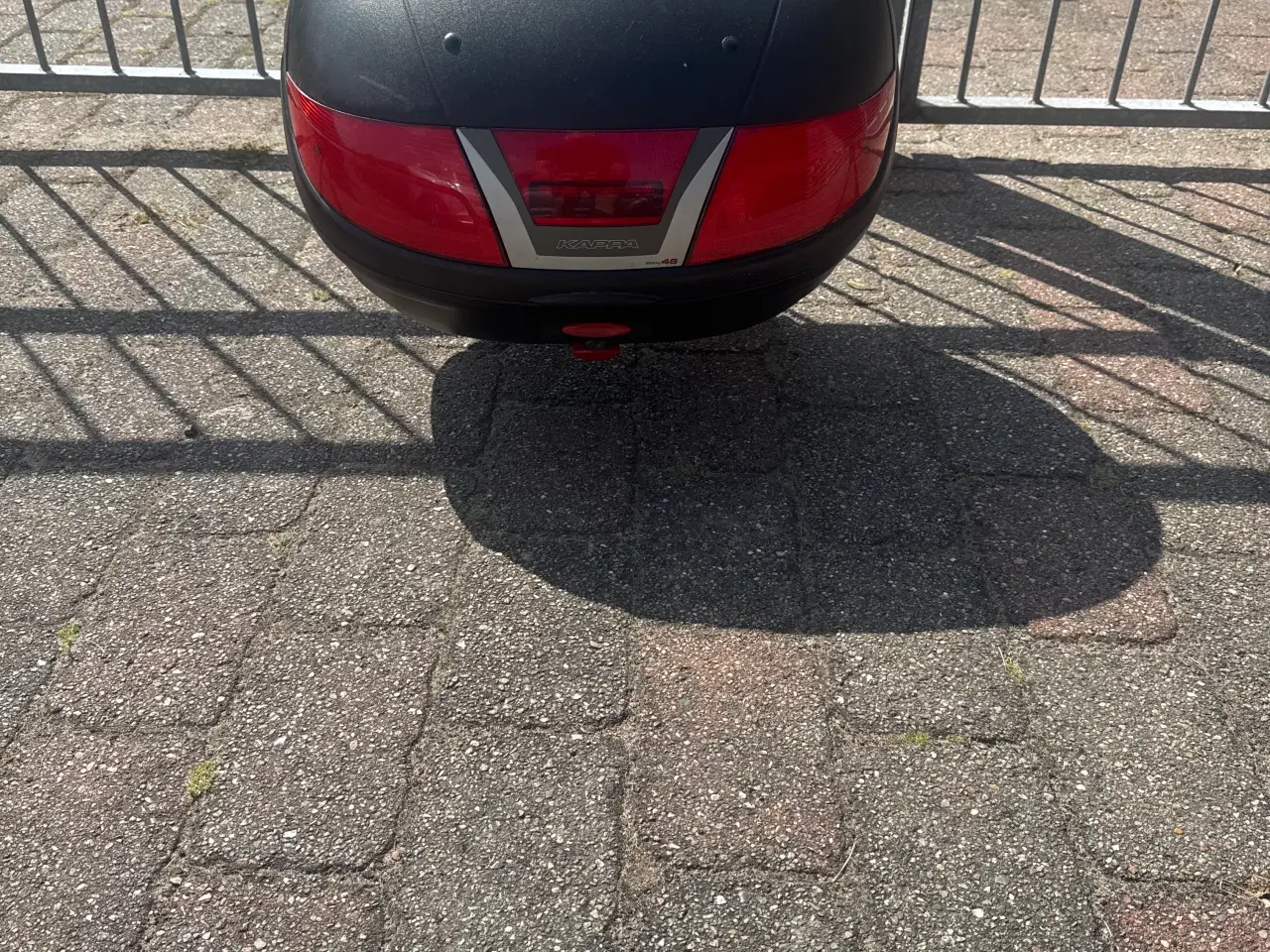 Billede 1 - Topboks til Honda Blackbird 