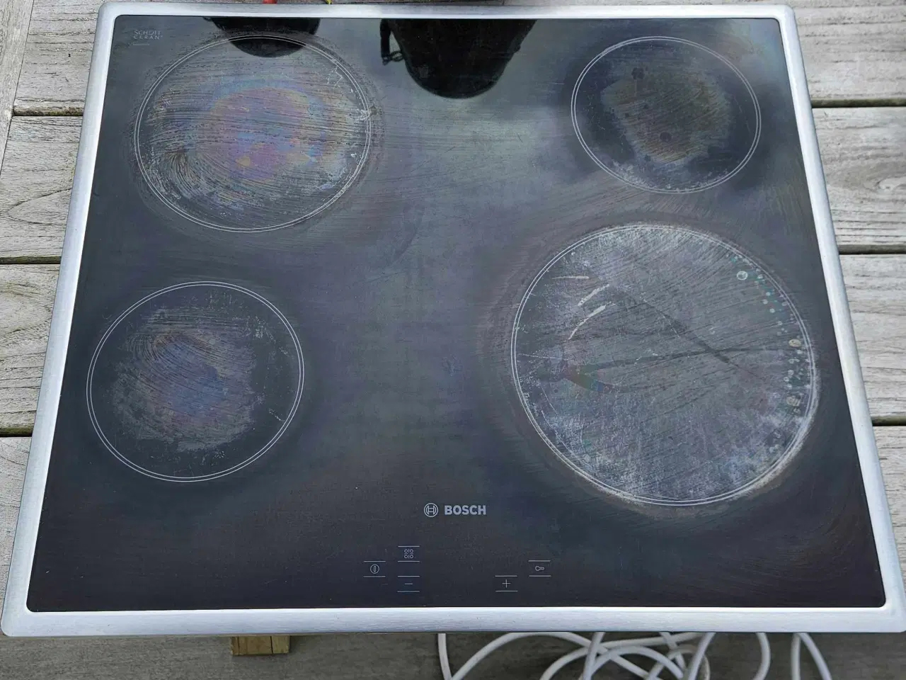 Billede 3 - Bosch PKE 645Q 14E keramisk kogeplade sort