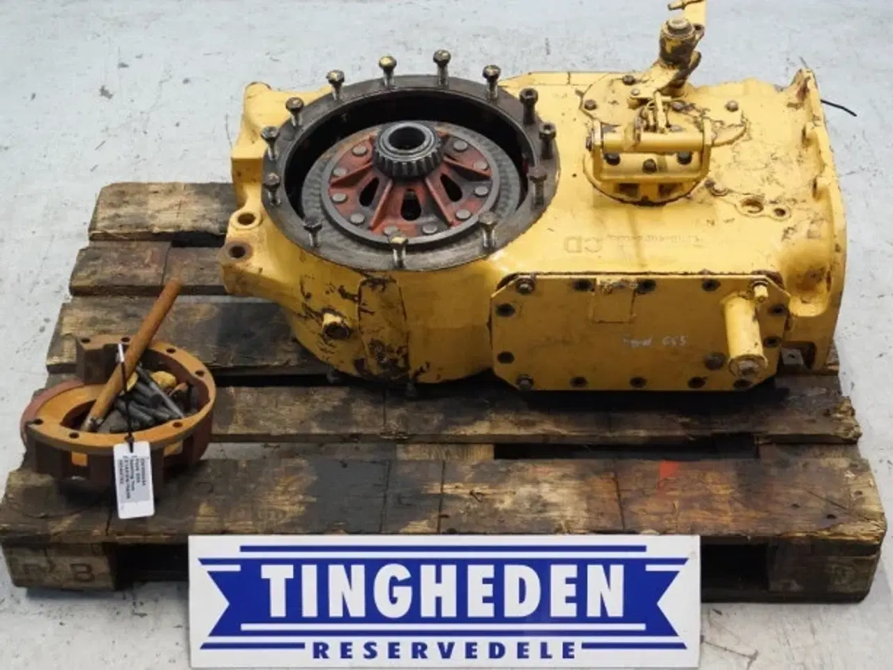 Billede 1 - Ford 655 Bagtøj med Kronespidshjul