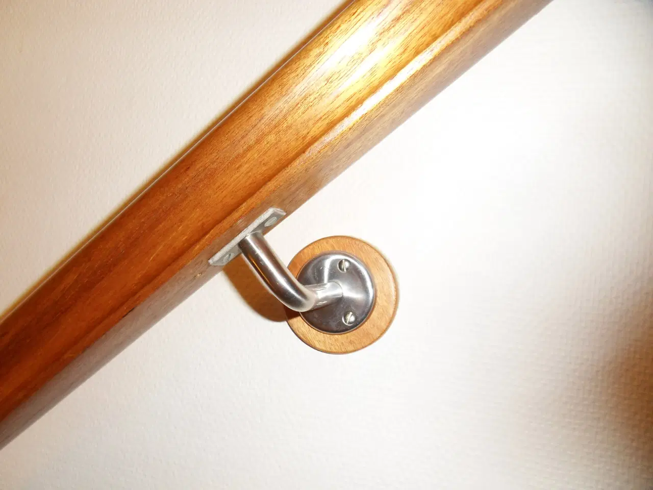 Billede 3 - GELÆNDER til trappe med ca. 13 trin i vinkel