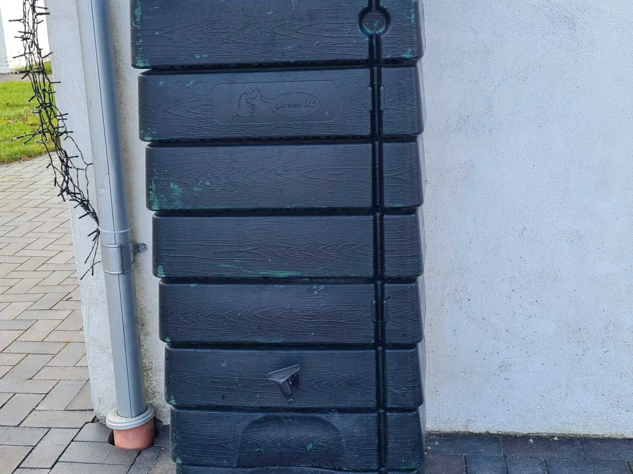 Billede 1 - Stor regnvandsbeholder i plast