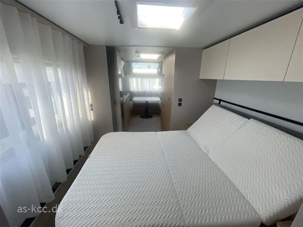 Billede 12 - 2026 - Adria Adora 613 UT Adria Adora 613 UT årg. 2026 4 sovepladser, 5 siddepladser.