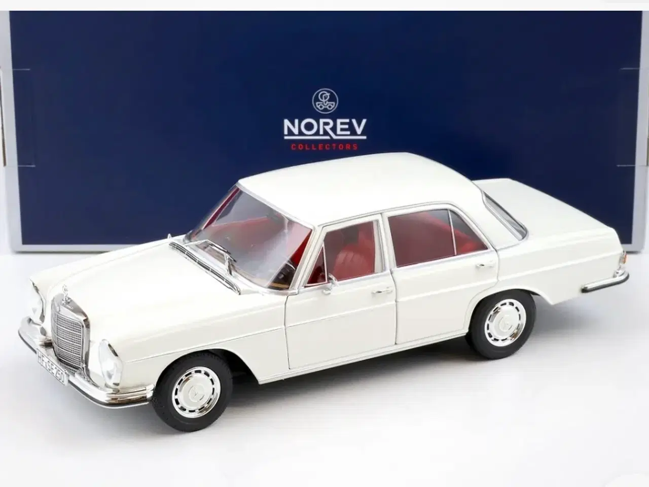 Billede 1 - 1:18 Mercedes 250 Se 1967