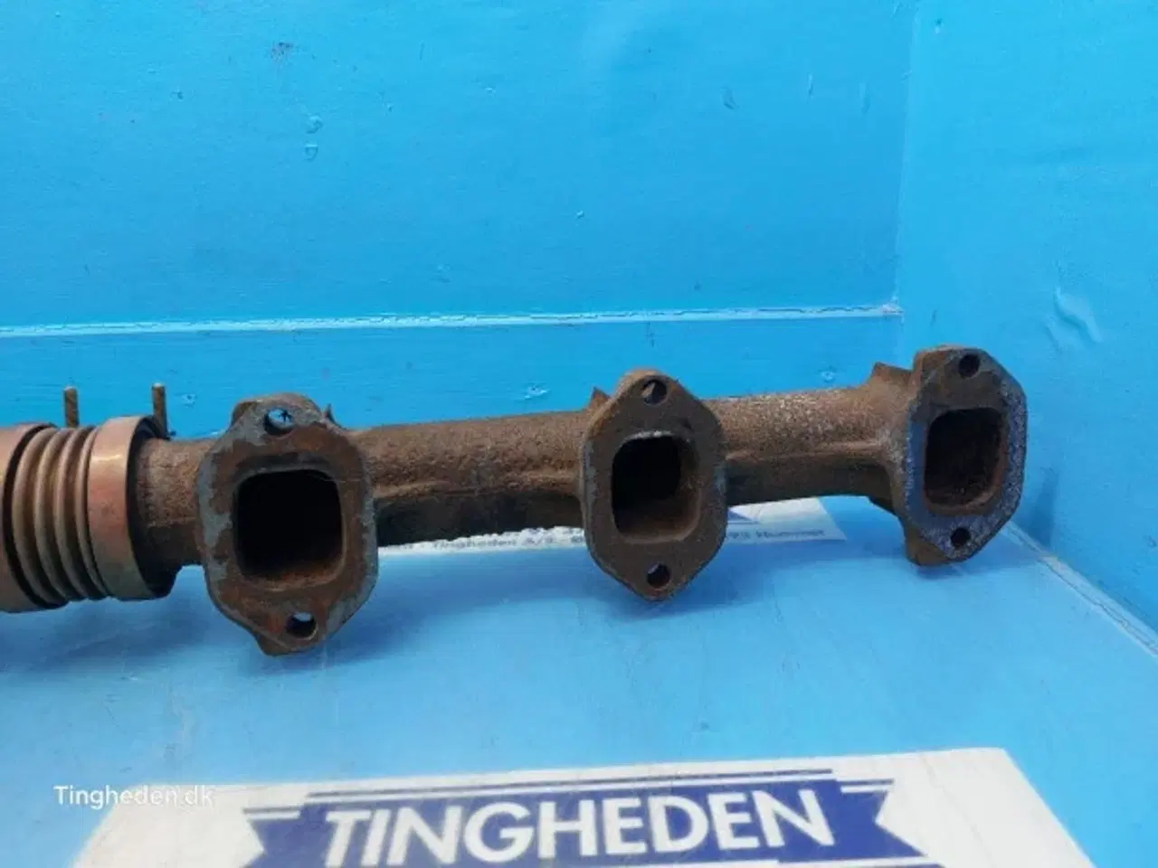 Billede 2 - New Holland TX68 Udstødningsmanifold 61318477