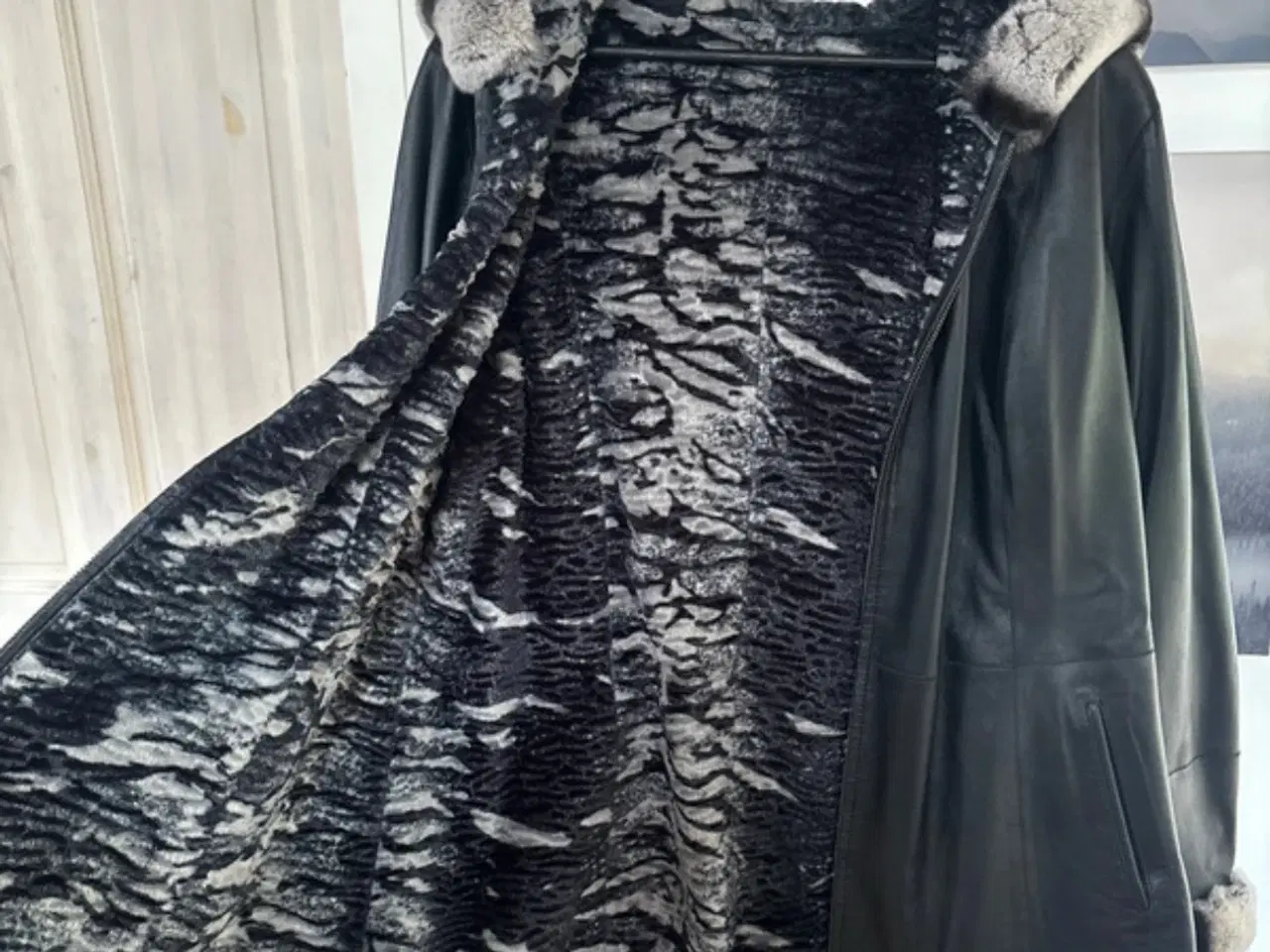 Billede 2 - Ægte vendbar skind og pels jakke 