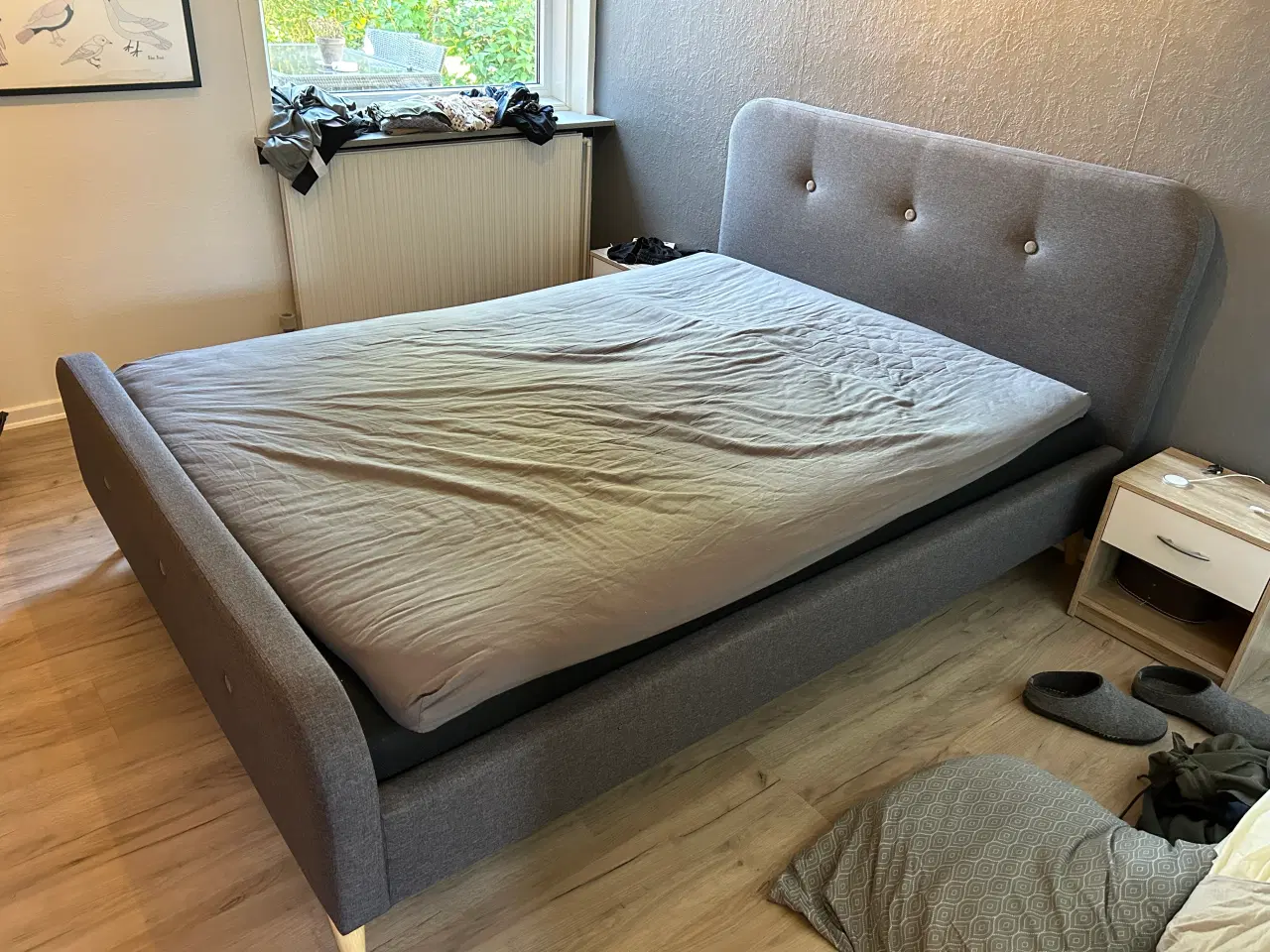 Billede 4 - Seng med ramme 