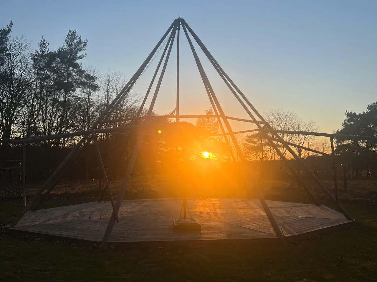 Billede 4 - Tipi-telt Tentipi - Stratus 72 10x10m