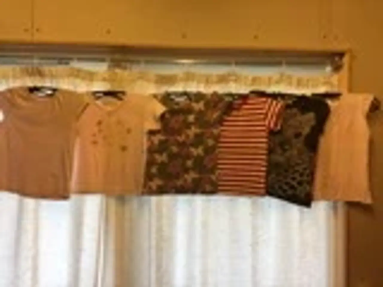 Billede 3 - Pigetøj str. 122