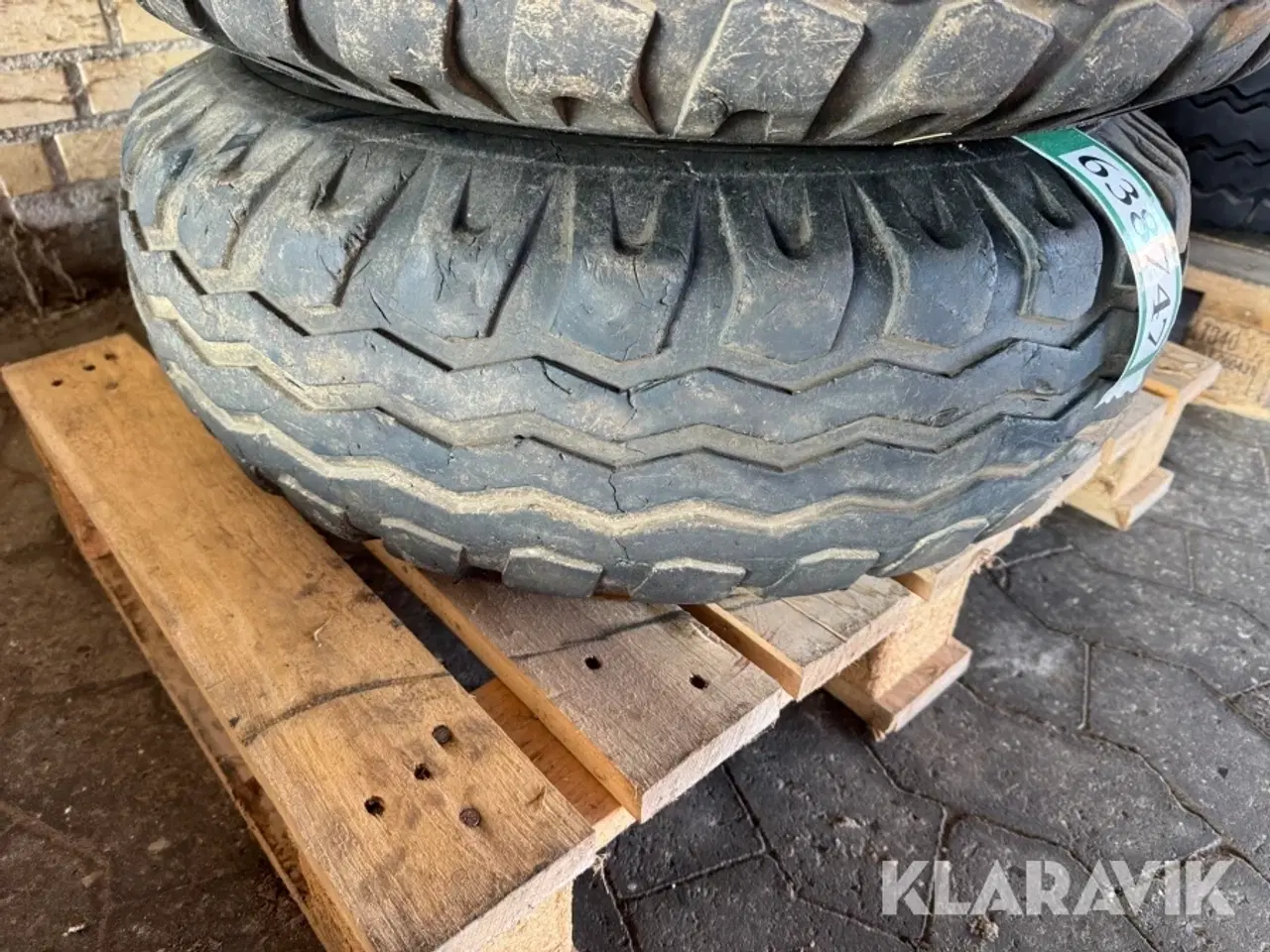 Billede 3 - Dæk Viskafors Implement