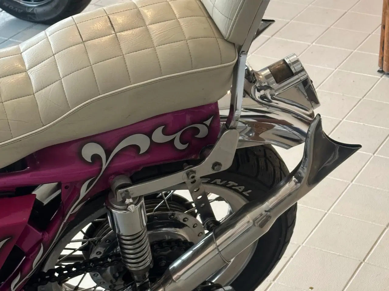 Billede 10 - Honda Retro -flower Power model