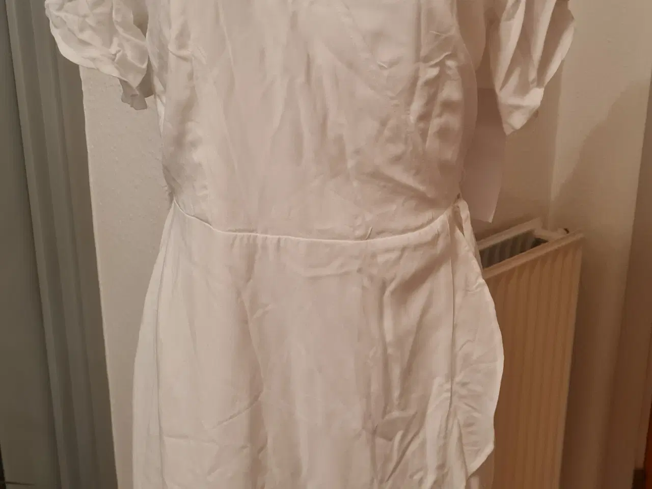 Billede 1 - Ny wrap kjole str M 38 