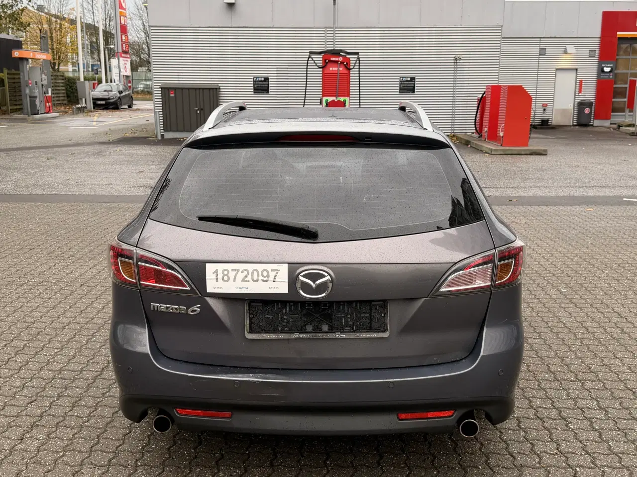 Billede 8 - Rummelig Mazda med læderkabine 