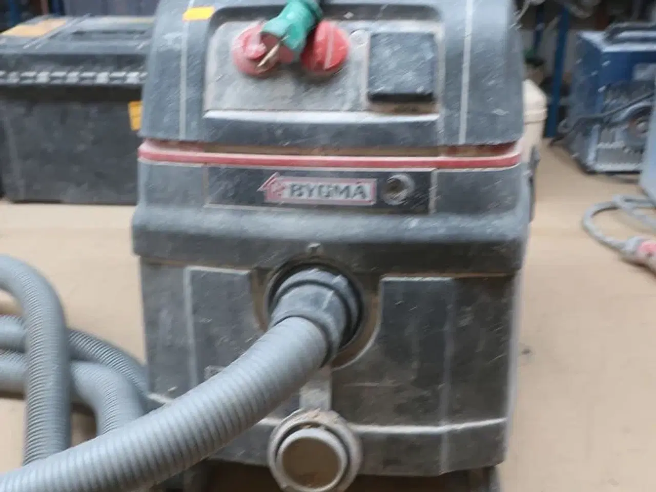 Billede 2 - Støvsuger BYGMA ISC H-1625 DK