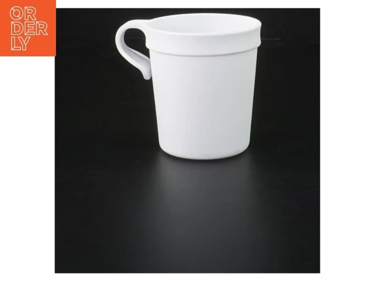 Billede 2 - Stabelbare plastikkrus 300 ml (str. 300 ml. 3 styk)