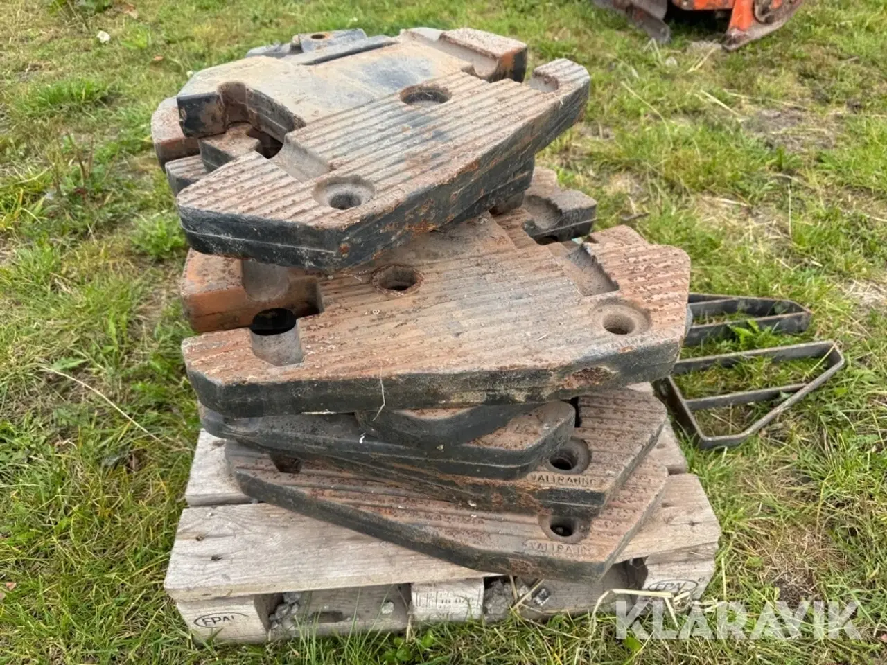 Billede 5 - Frontvægte Valtra 37,5 kg