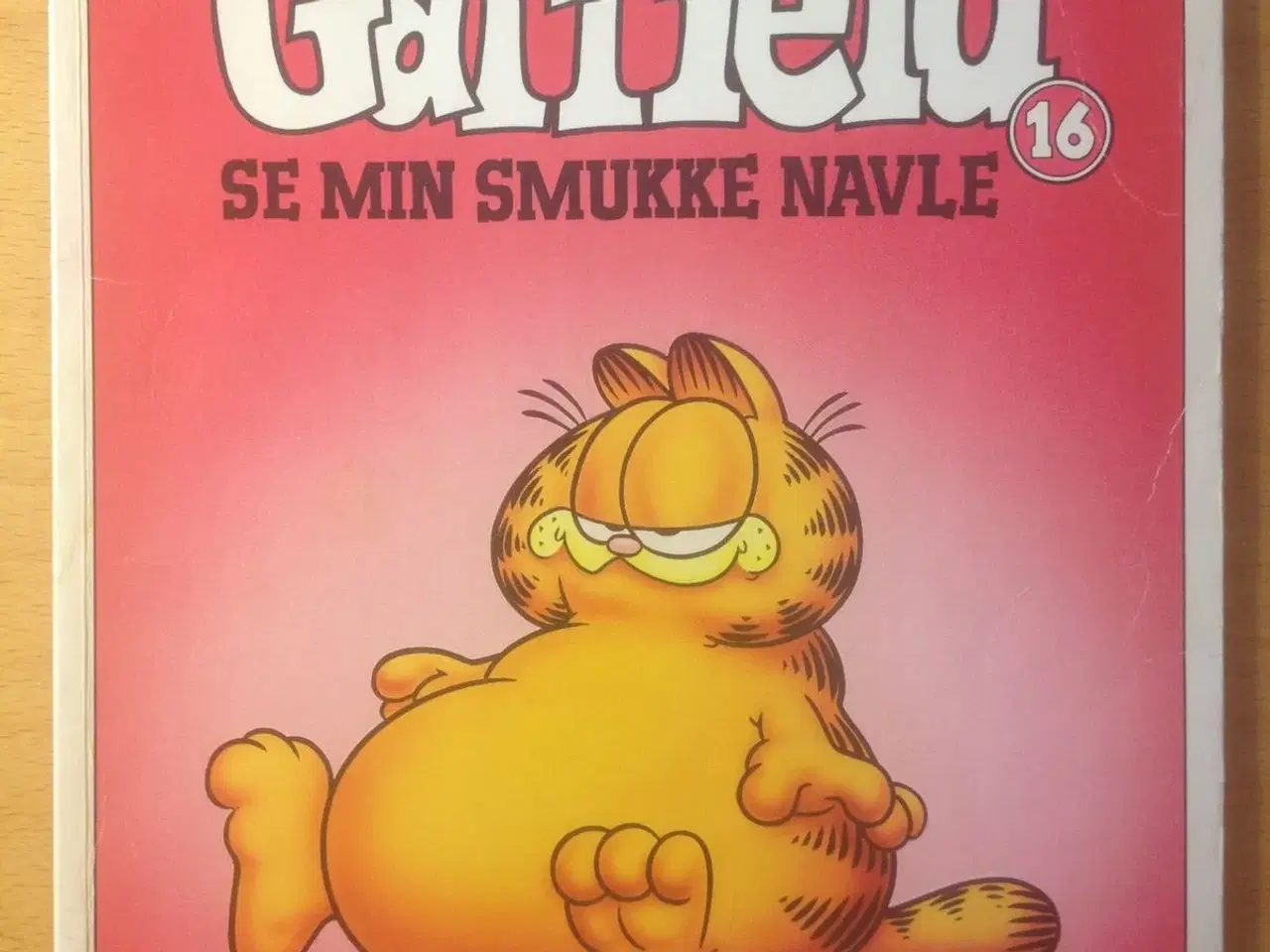 Billede 1 - Garfield 16: Se min smukke navle