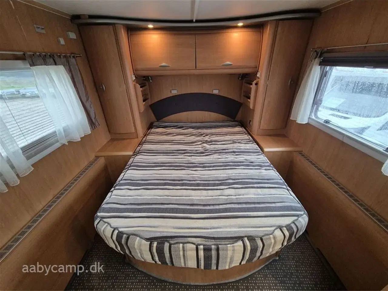 Billede 19 - 2009 - Bavaria   solceller. batteri. markise. Alde centralvarme. Anhængertræk. A/C. Queensbed. Partikelfilter. hydrauliske støtteben.   SÆLGES KUN TIL CVR !!!