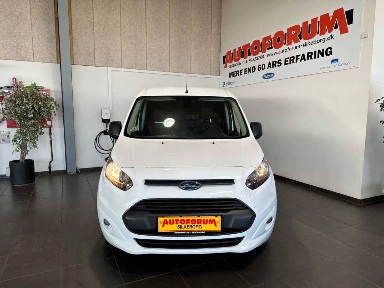 Billede 2 - Ford Transit Connect 1,5 TDCi 100 Trend lang