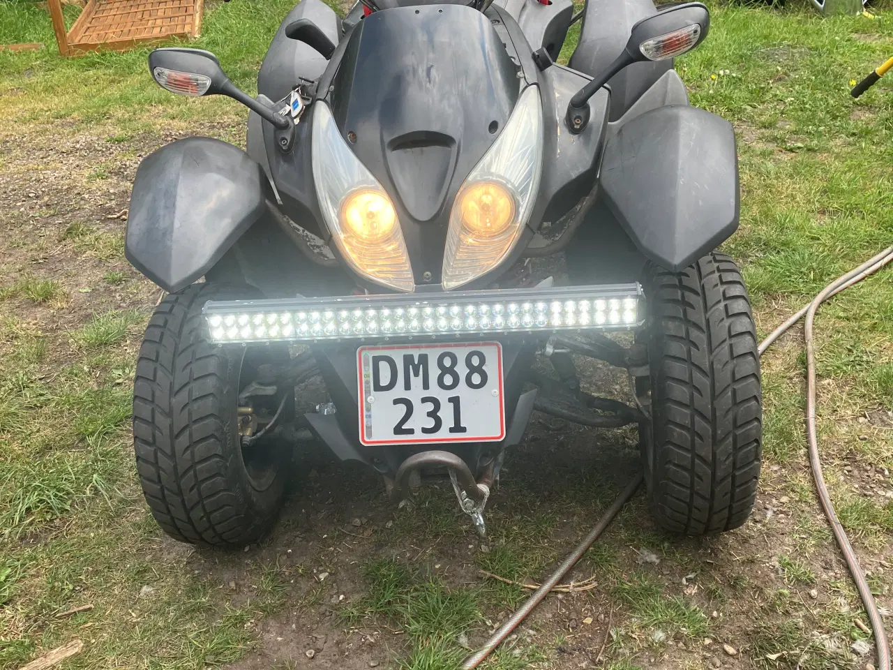 Billede 1 - Atv på plader