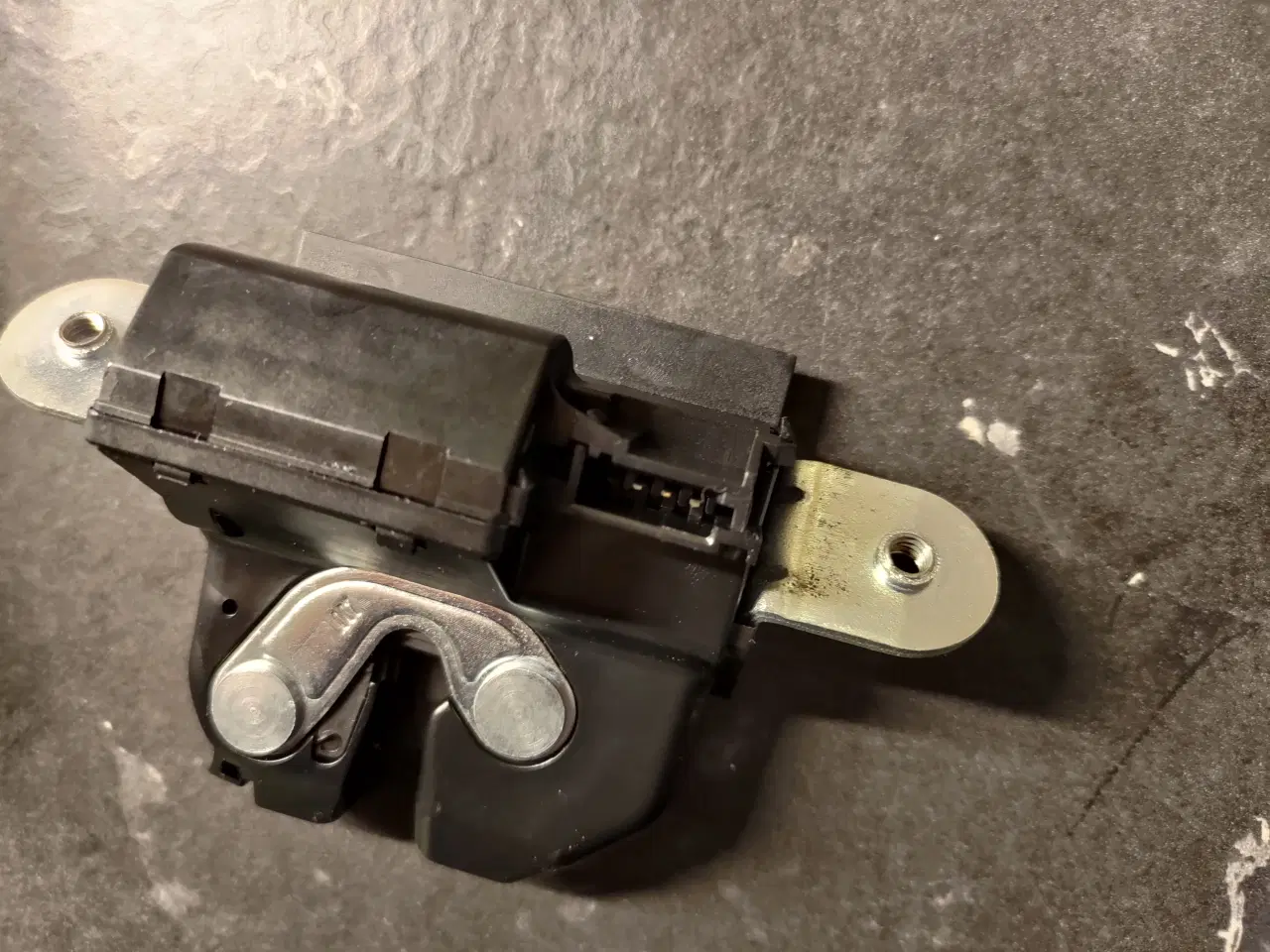 Billede 3 - Punto 2012 bagklaplås