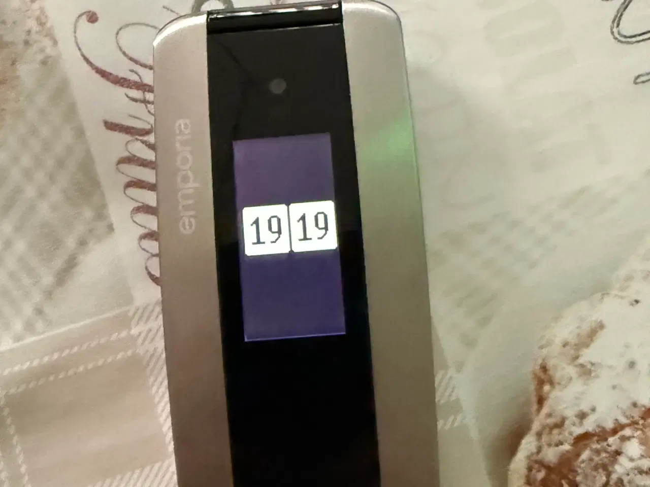 Billede 1 - Super Telefon især til Ældre Emporia Titanium,