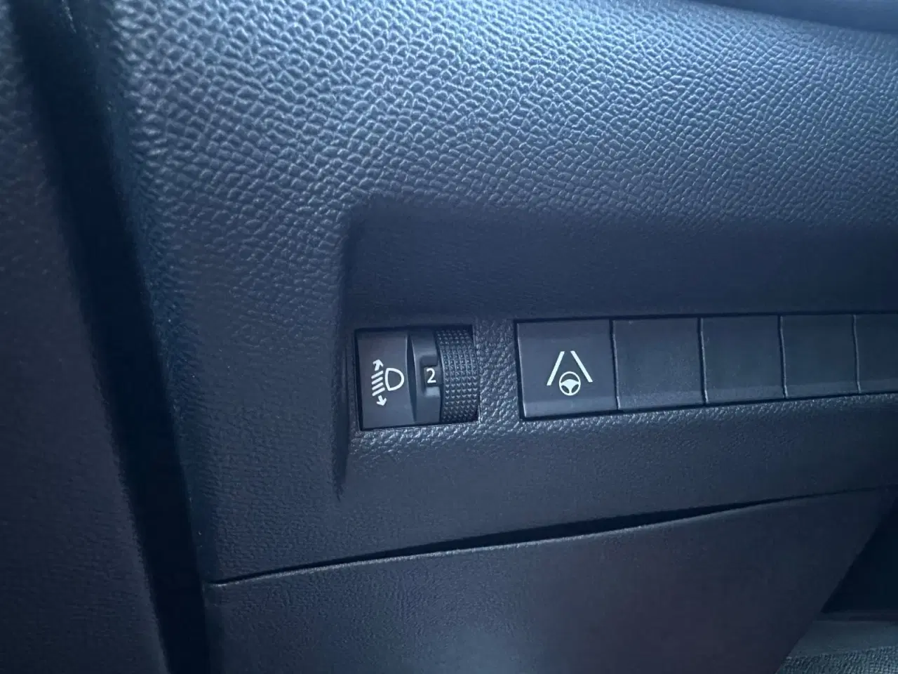 Billede 21 - Peugeot 2008 1,2 PureTech 130 Allure EAT8