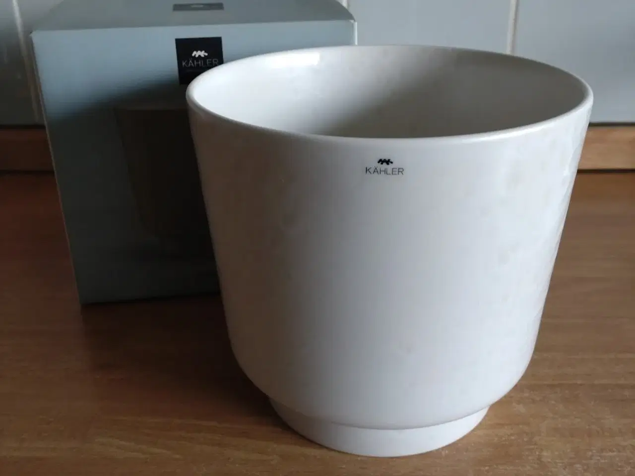 Billede 1 - Kähler Ombria urtepotteskjuler